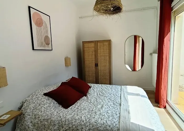 Gare Avec Parking Apartment *